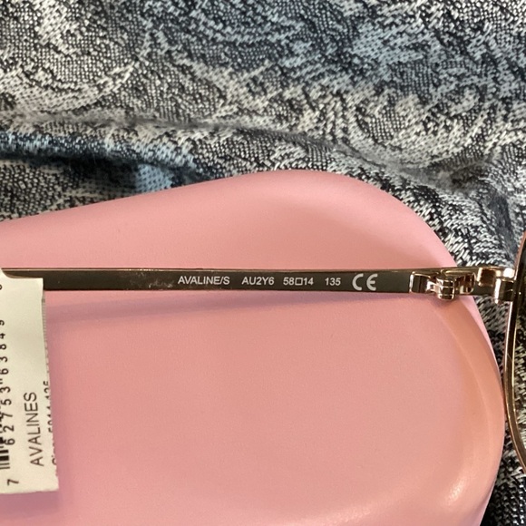 Kate Spade sunglasses NWT aviator gradient lens glasses case and cloth included - Picture 7 of 10